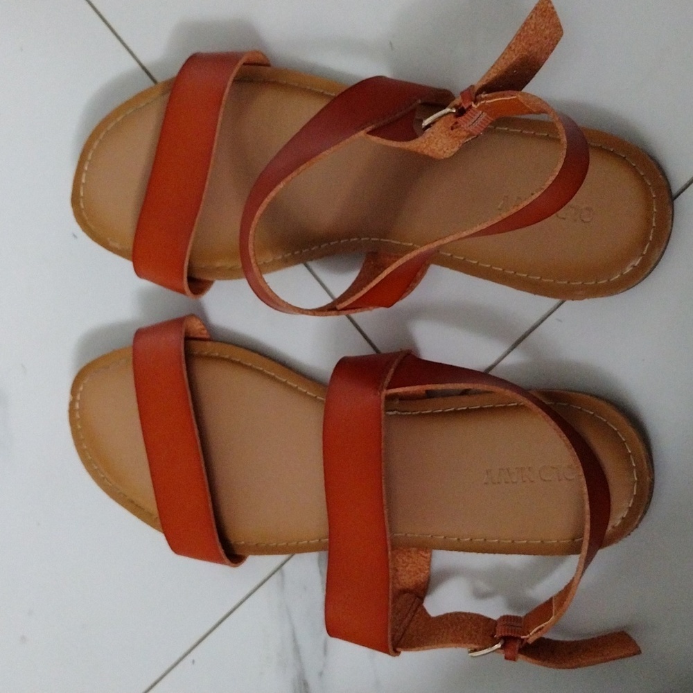 Old Navy Strappy Flat Sandals Size 10 Brown Ankle Strap